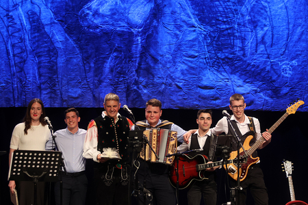 KONCERT ANSAMBLA JELEN 50 FOTO LJUBO VUKELIČ